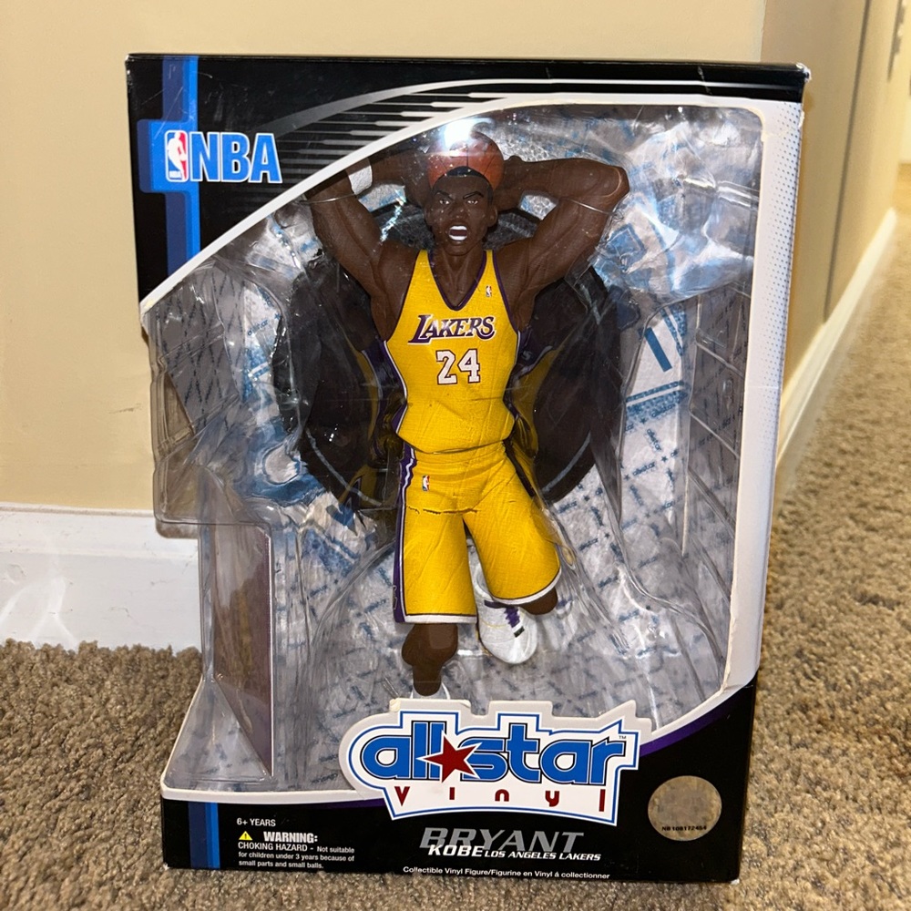 Kobe Bryant Upper Deck 2008 Figure